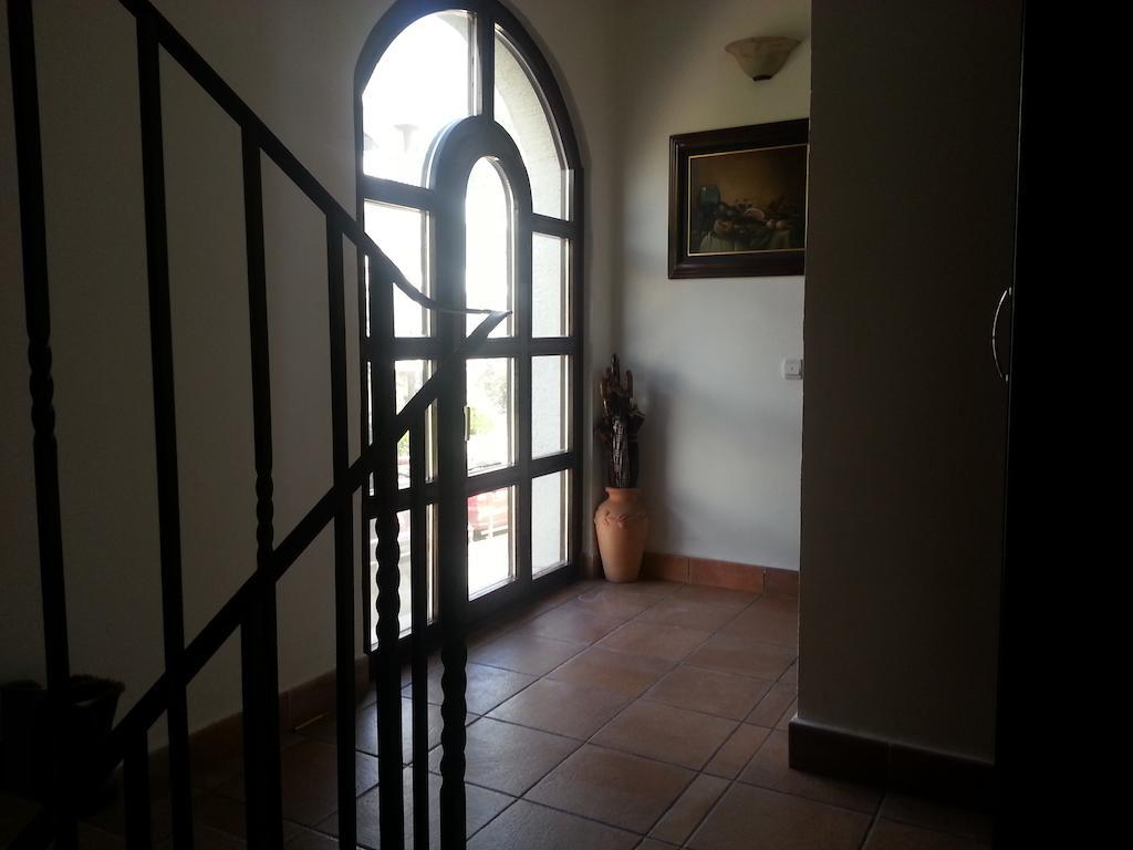 Villa Sara Guesthouse Sveti Stefan Exterior photo